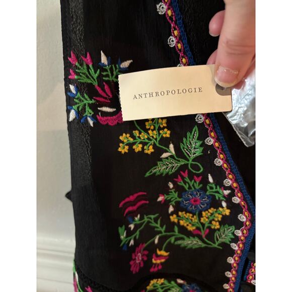 Anthropologie Maeve Carlotta Embroidered Floral Blouse Sleeveless Black Top NWT - Picture 7 of 9